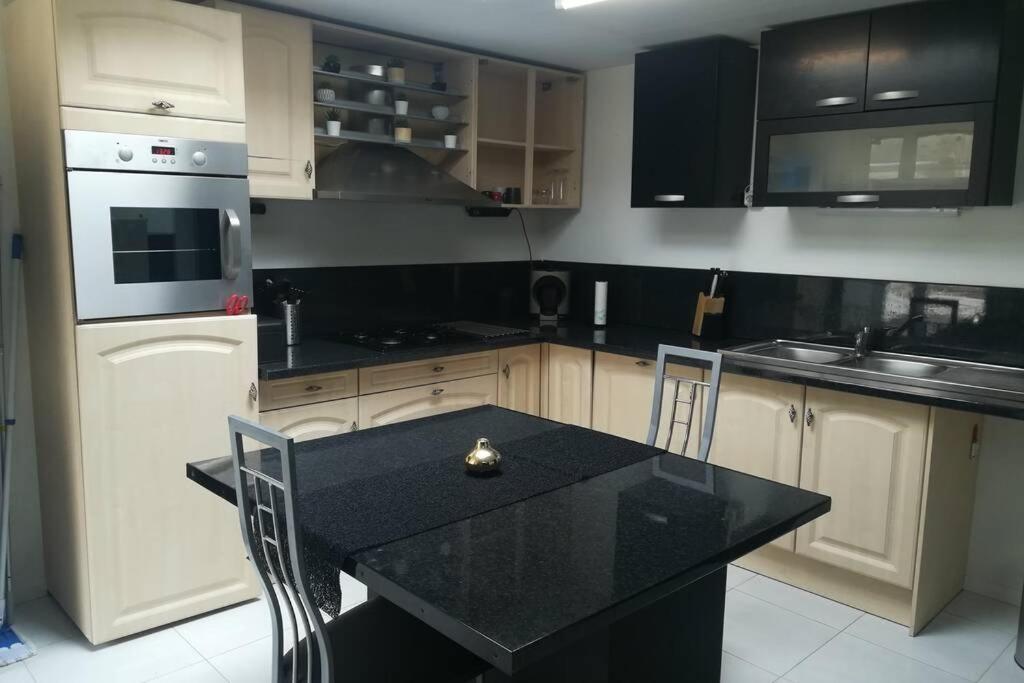 Appartement Neuf A Boussu - Pres De La France - Sejour Detente Екстериор снимка